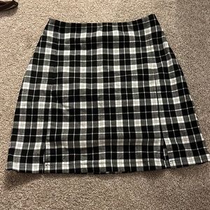 Brandy Melville plaid skirt